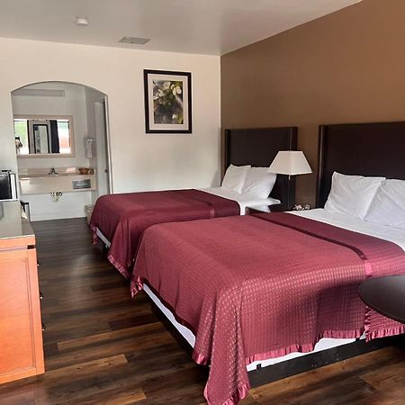 Budget Inn By Oyo San Augustine Exterior photo